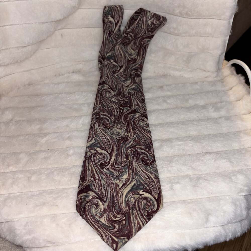 Vintage Henry Grethel Silk Paisley Necktie Burgundy Maroon Brown Dark Academia
